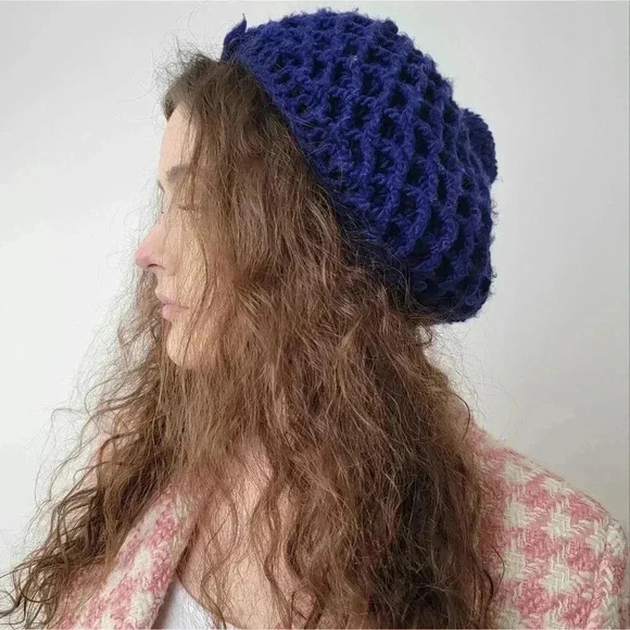Vintage 60s Hand Crochet Knit Slouchy Pom Beret - Picture 2 of 5